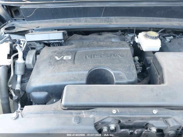 5N1DR2MM6JC637969 Nissan Pathfinder Sl