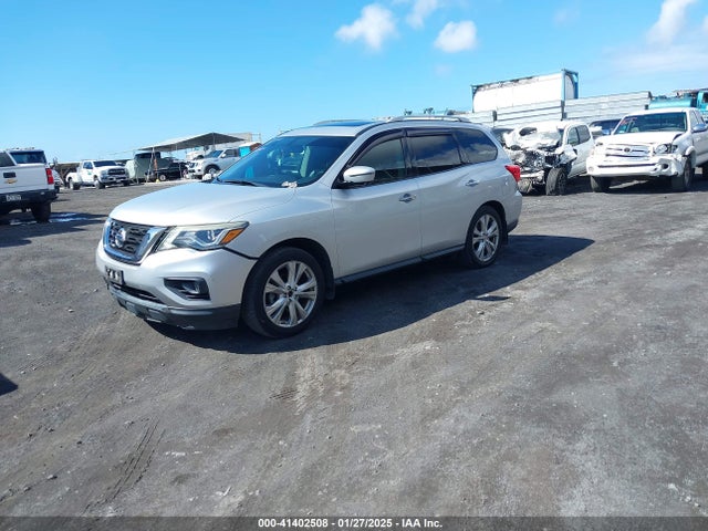 5N1DR2MM6JC637969 Nissan Pathfinder Sl