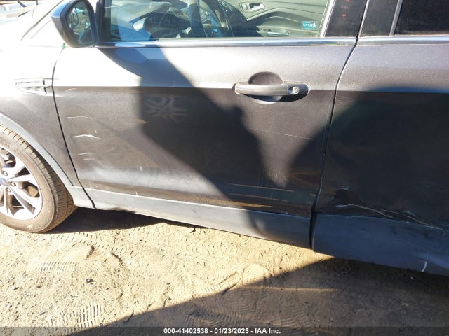 Ford ESCAPE SE 2017 1FMCU0GDXHUD20212 Image 17