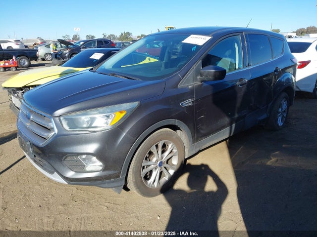Ford ESCAPE SE 2017 1FMCU0GDXHUD20212 Image 2