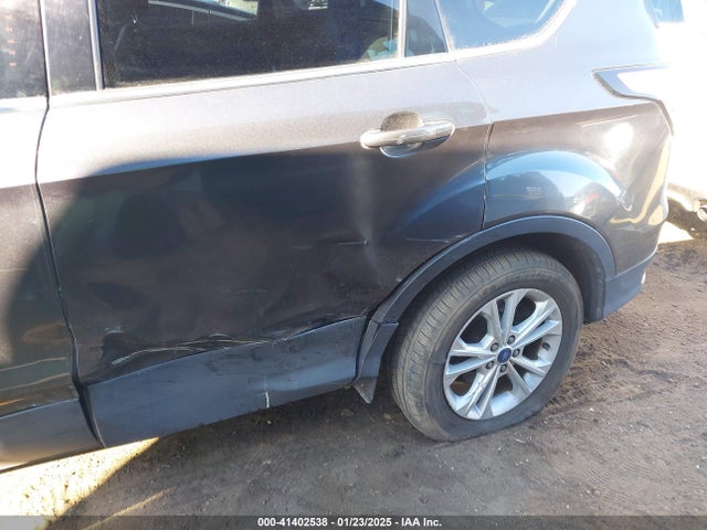 Ford ESCAPE SE 2017 1FMCU0GDXHUD20212 Image 6