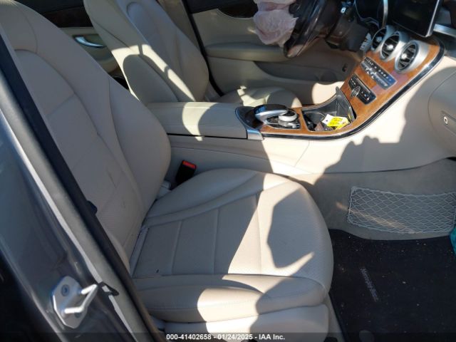 2016 MERCEDES-BENZ C 300 55SWF4KB7GU137543 Photo 4