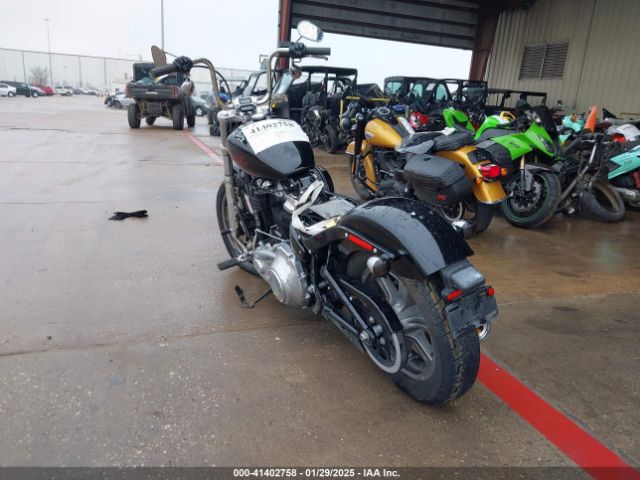2023 HARLEY-DAVIDSON FXST 1HD1BVJ1XPB072338 Photo 2