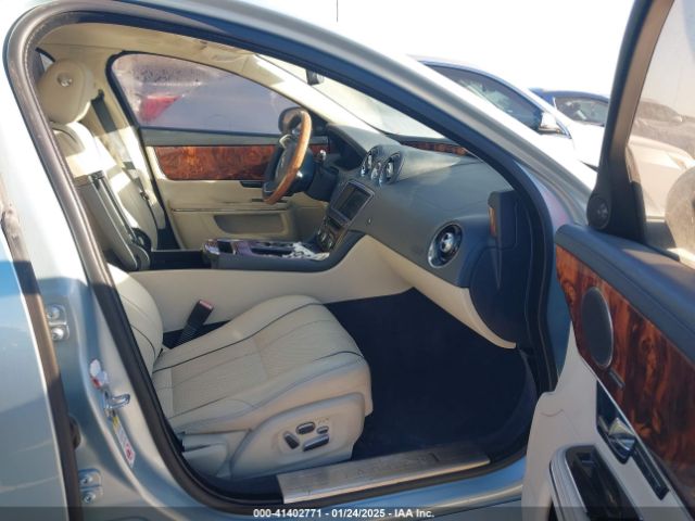 2013 JAGUAR XJ SAJWJ2GD4D8V47499 Photo 4