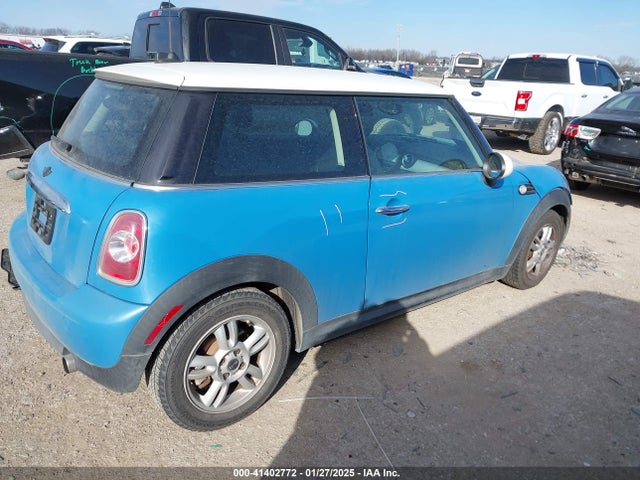 2013 MINI HARDTOP WMWSU3C56DT679487 Photo 3