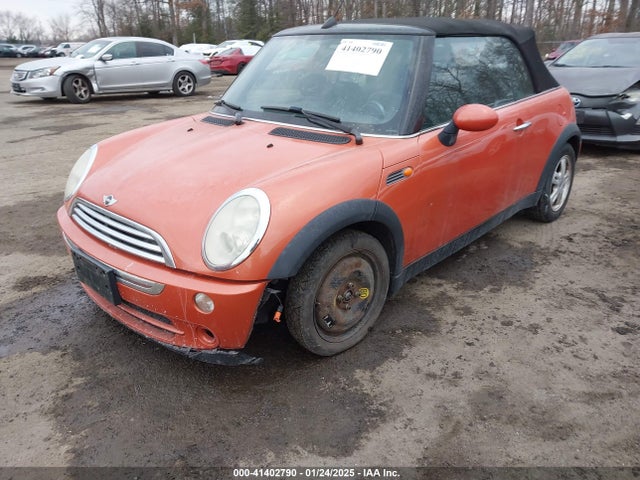 2006 MINI COOPER WMWRF33566TG14606 Photo 1