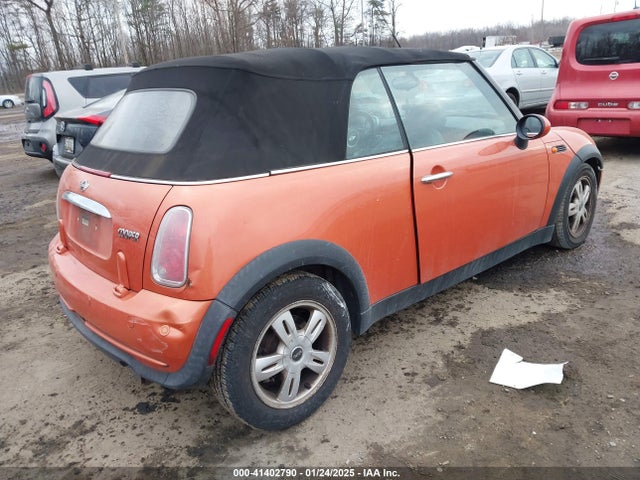 2006 MINI COOPER WMWRF33566TG14606 Photo 3