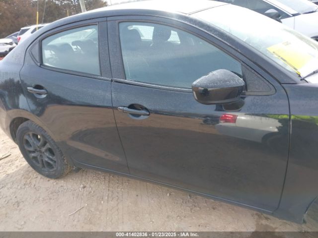 3MYDLBZV2GY128048 Scion IA