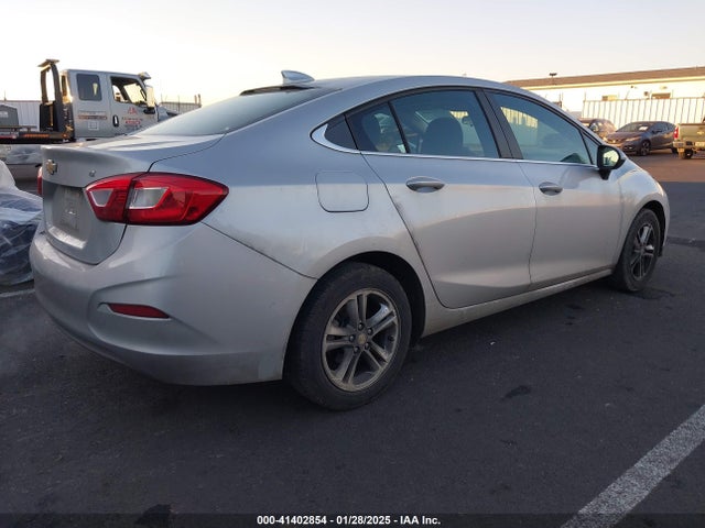 1G1BE5SM3J7244184 Chevrolet Cruze Lt Auto