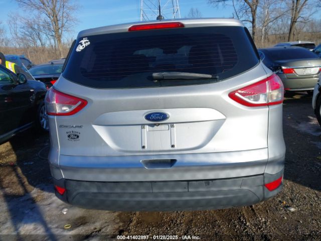 1FMCU0F79GUA64154 Ford Escape