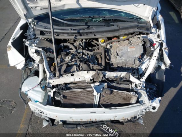 JTDKDTB36G1139480 Toyota Prius C One