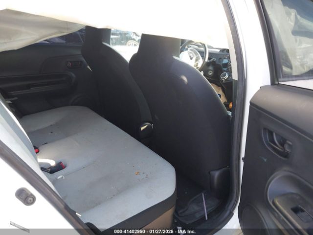 JTDKDTB36G1139480 Toyota Prius C One