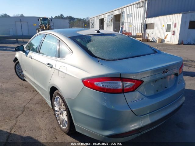 3FA6P0LU0ER260402 Ford Fusion Hybrid Se