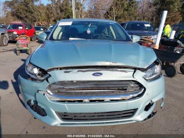 3FA6P0LU0ER260402 Ford Fusion Hybrid Se