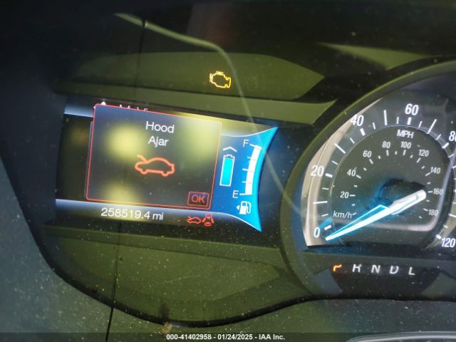 3FA6P0LU0ER260402 Ford Fusion Hybrid Se