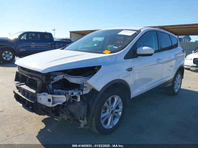 Ford ESCAPE SE 2017 1FMCU9GD8HUB22006 Image 2