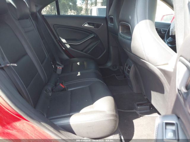 WDDSJ4EB3JN689100 Mercedes-Benz CLA 250