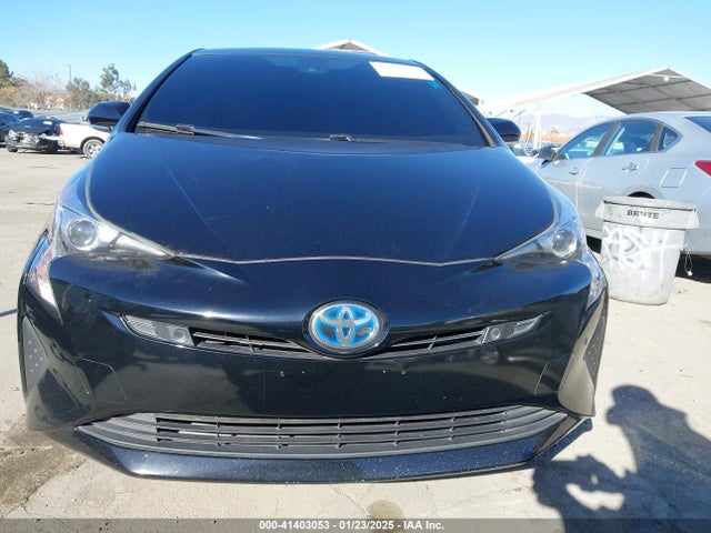 Toyota Prius Two 2017 JTDKBRFU0H3048562 Image 12