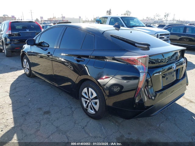 Toyota Prius Two 2017 JTDKBRFU0H3048562 Image 3