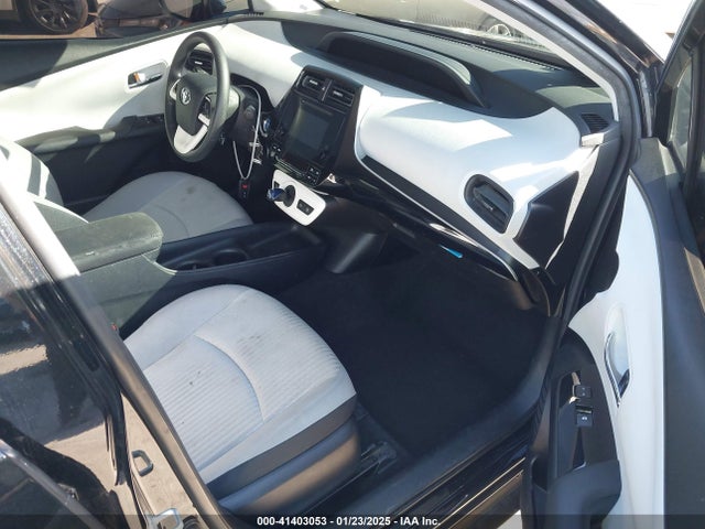 Toyota Prius Two 2017 JTDKBRFU0H3048562 Image 5
