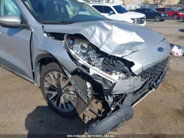 1FMCU0DZ3LUA78694 Ford Escape Titanium Hybrid