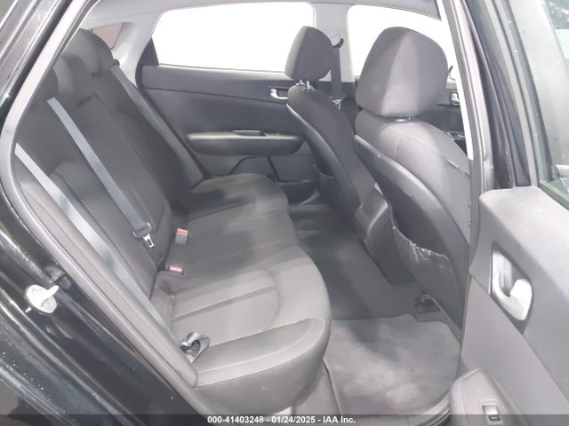 KIA Optima Lx 2016 5XXGT4L35GG110473 Image 8