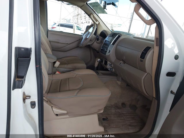 1N6AD0CWXEN764857 Nissan Frontier Pro-4x/sv