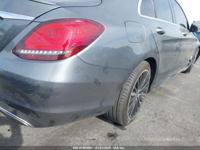 55SWF8DBXKU295243 Mercedes-Benz C 300
