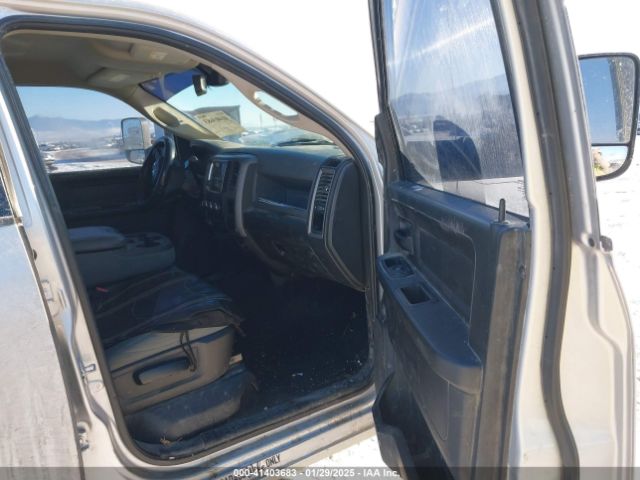 3C6UR5CLXHG767606 RAM 2500 Tradesman  4x4 6'4 Box