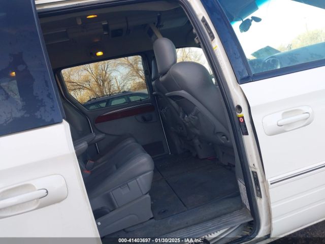 2005 CHRYSLER TOWN & COUNTRY 2C8GP64L25R161995 Photo 7