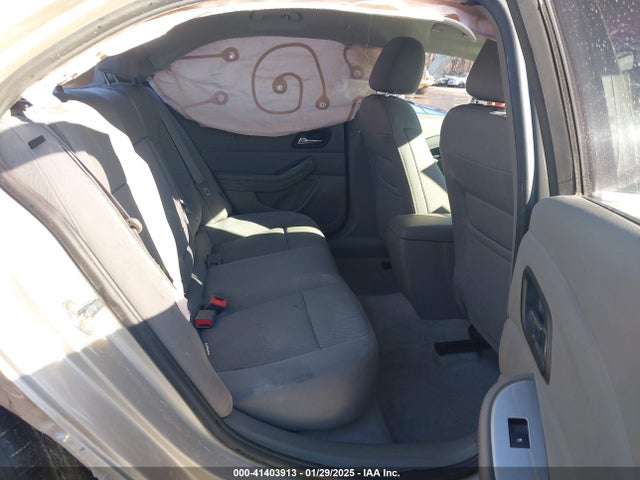 Chevrolet MALIBU LS 2015 1G11B5SL4FF174669 Image 8