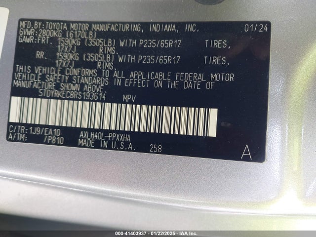 5TDYRKEC8RS193614 Toyota SIENNA XLE