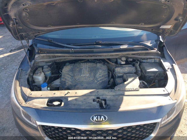 KIA SEDONA LX 2016 KNDMB5C1XG6186490 Image 10