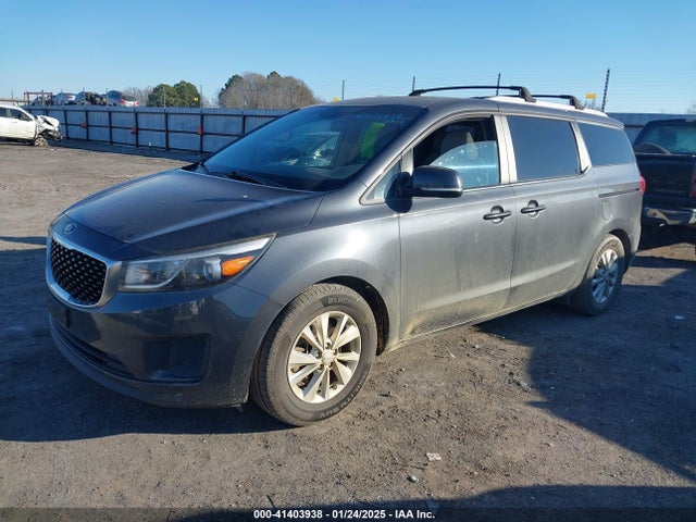 KIA SEDONA LX 2016 KNDMB5C1XG6186490 Image 2