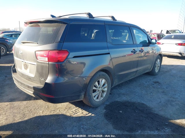 KIA SEDONA LX 2016 KNDMB5C1XG6186490 Image 4