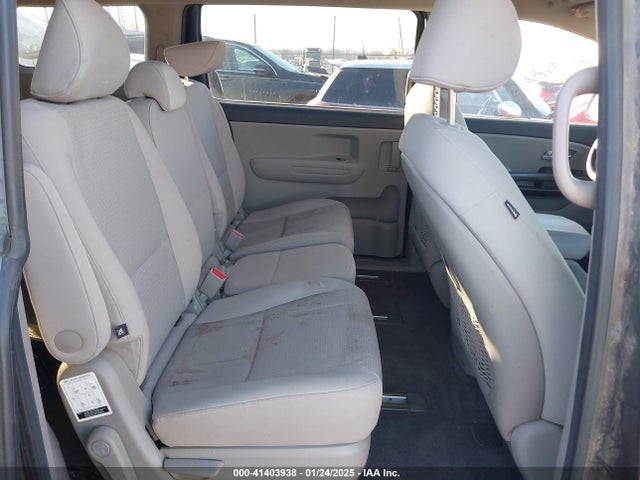 KIA SEDONA LX 2016 KNDMB5C1XG6186490 Image 8