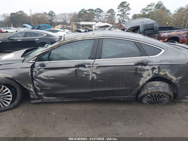 3FA6P0RU9HR107965 Ford Fusion Hybrid Titanium