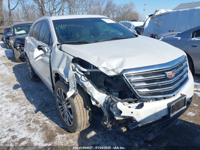 2017 CADILLAC XT5 1GYKNERSXHZ132244 Photo 0