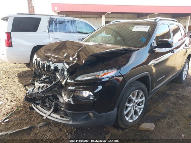 1C4PJLCB1HW641872 Jeep Cherokee Latitude Fwd