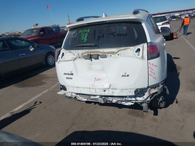 2T3WFREV9JW416580 Toyota Rav4 Adventure/xle