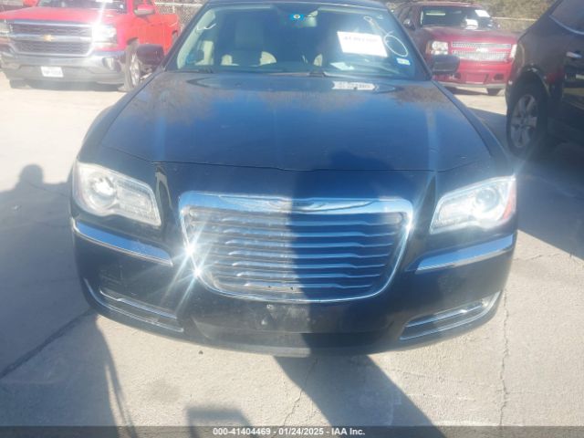 2C3CCAAG0EH105795 Chrysler 300