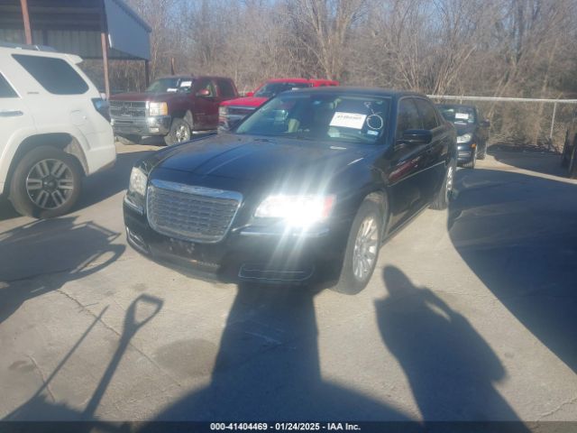 2C3CCAAG0EH105795 Chrysler 300
