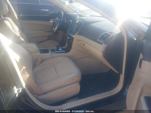 2C3CCAAG0EH105795 Chrysler 300