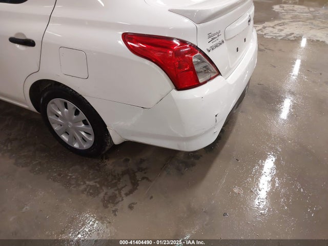 3N1CN7APXGL917126 Nissan Versa 1.6 S+