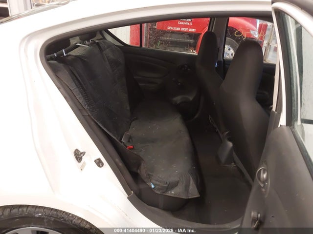 3N1CN7APXGL917126 Nissan Versa 1.6 S+