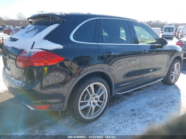 2011 PORSCHE CAYENNE WP1AA2A29BLA10166 Photo 3
