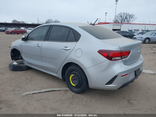 KIA RIO S 2022 3KPA24AD1NE462119 Image 3