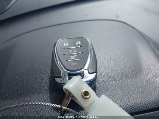 2GNAXJEV7J6112806 Chevrolet EQUINOX LT