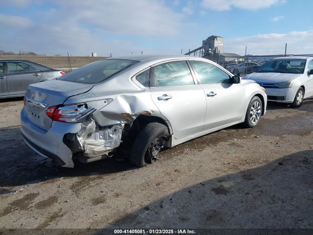 1N4AL3AP2HN339534 Nissan Altima 2.5 S