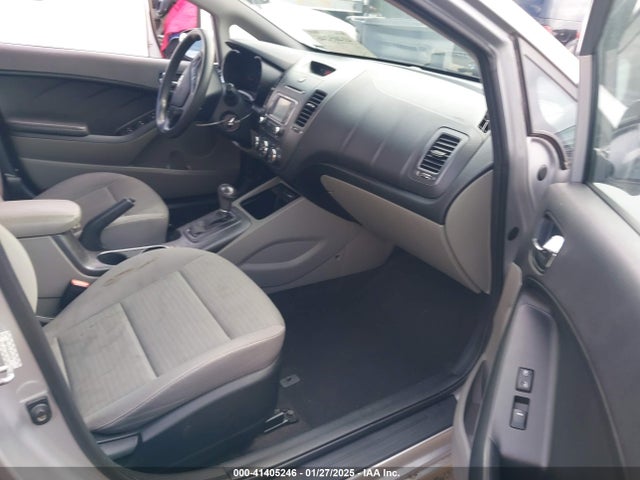 KIA FORTE LX 2016 KNAFX4A64G5498214 Image 5
